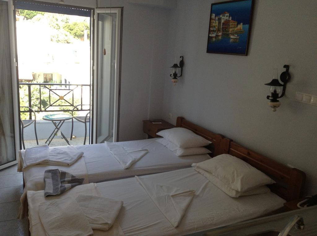 Hotel Asteria Agios Kirykos  Exterior photo